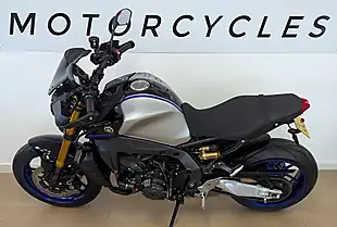 Used 2024 Yamaha MT-09 900 Sp Hyper-Naked Silver - Interior and Exterior details 8