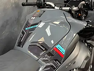 Used 2024 Yamaha MT-10 1000 Hyper-Naked Grey - Interior and Exterior details 14