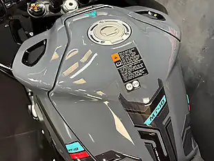 Used 2024 Yamaha MT-10 1000 Hyper-Naked Grey - Interior and Exterior details 20