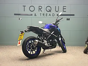 Used 2024 Yamaha MT-125 Naked Blue - Interior and Exterior details 3