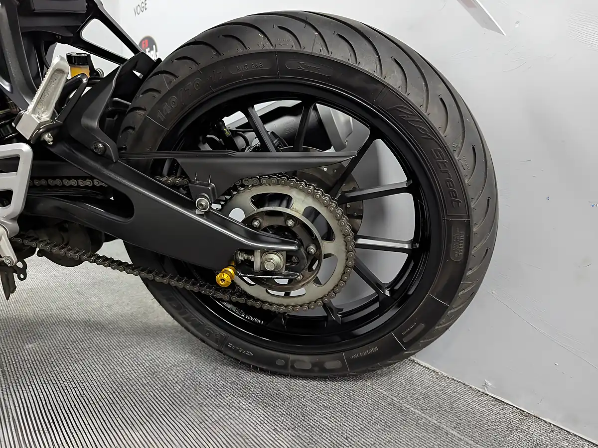 Used 2024 Yamaha MT125 Black - Interior and Exterior details 15