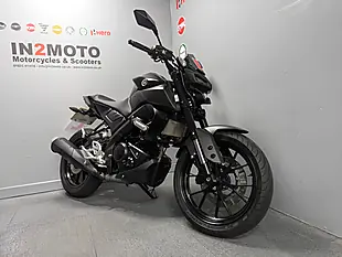 Used 2024 Yamaha MT125 Black - Interior and Exterior details 4