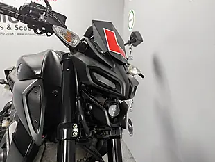Used 2024 Yamaha MT125 Black - Interior and Exterior details 6