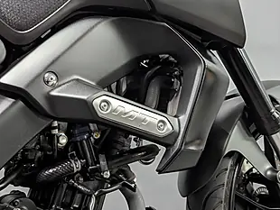 Used 2024 Yamaha MT125 Black - Interior and Exterior details 7