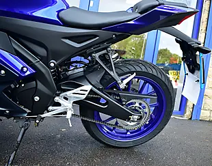 Used 2024 Yamaha R125 Super Sports Blue - Interior and Exterior details 15