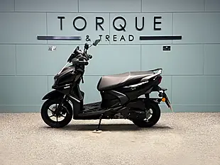 Used 2024 Yamaha Rayzr Black - Interior and Exterior details 8