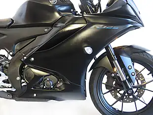 Used 2024 Yamaha Yzf R125 Black - Interior and Exterior details 10