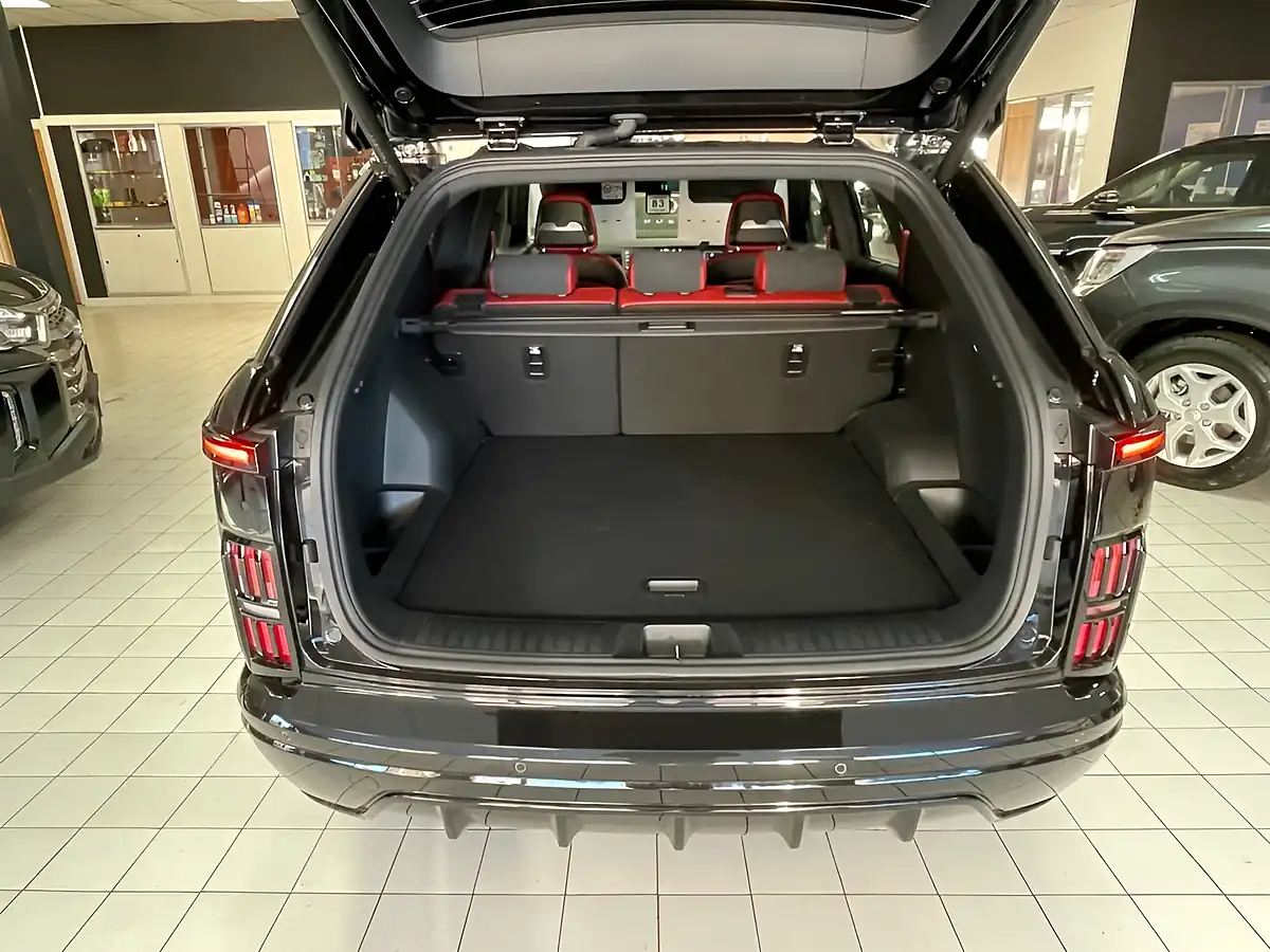 Used 2025 Actyon K50 Space Black - Interior and Exterior details 10