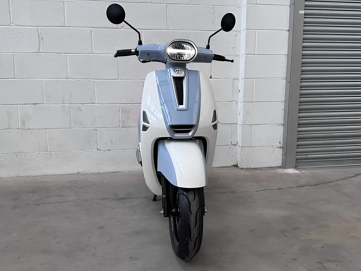Used 2025 Ajs Barletta - Interior and Exterior details 5