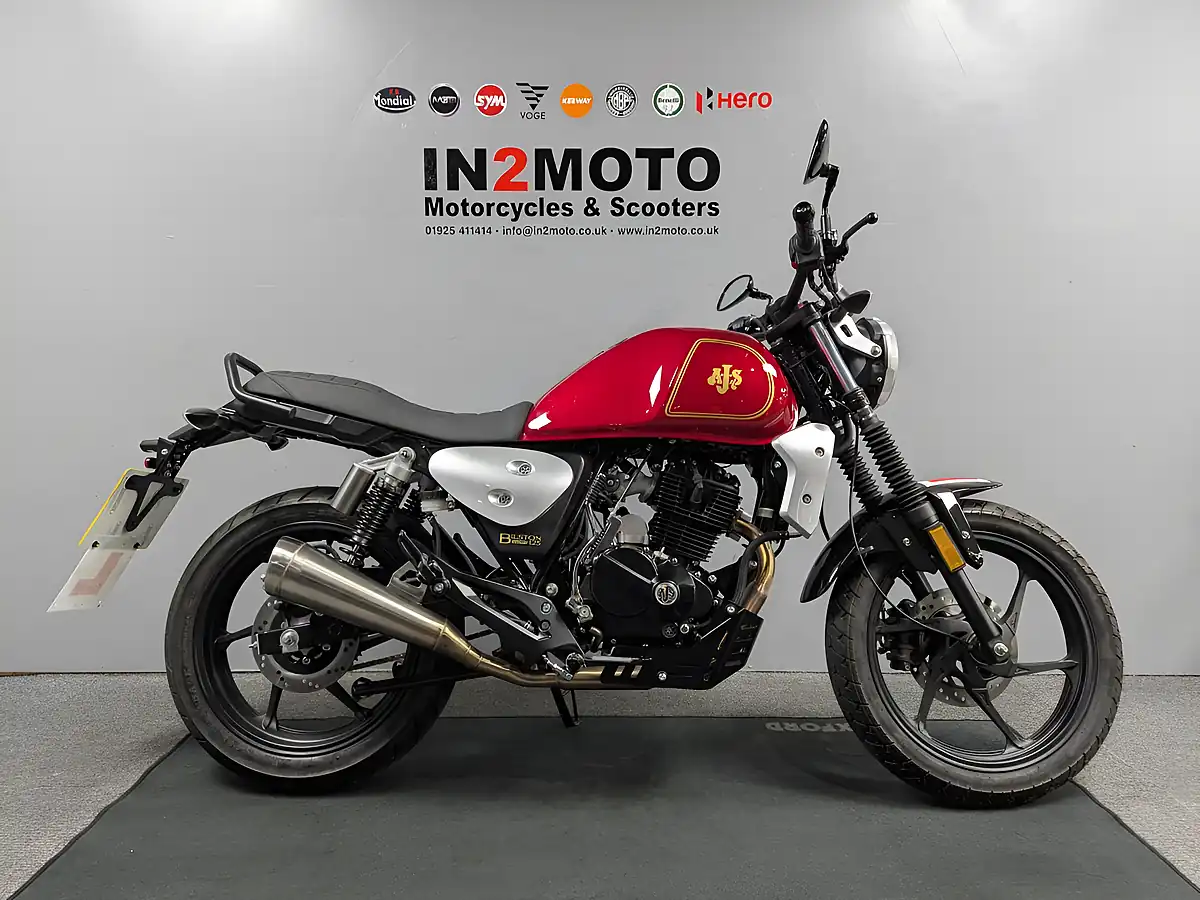 Used 2025 Ajs Bilston Red - Interior and Exterior details 2