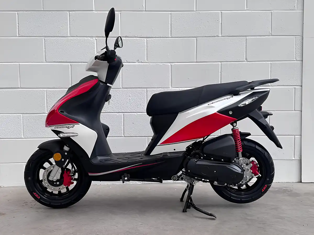 Used 2025 Ajs Firefox - Interior and Exterior details 4