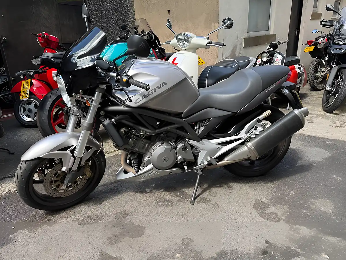 Used 2025 Ajs Firefox - Interior and Exterior details 9