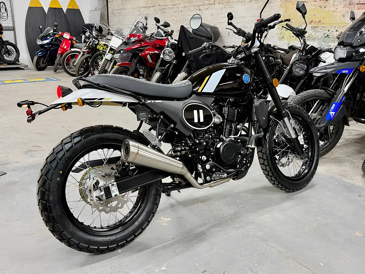Used 2025 Ajs Jft - Interior and Exterior details 2