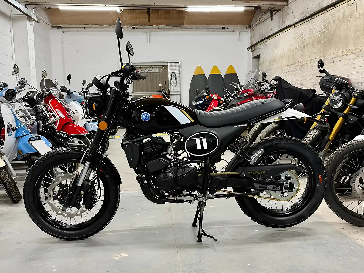 Used 2025 Ajs Jft - Interior and Exterior details 3