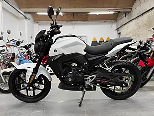 Used 2025 Ajs JS125 X White - Interior and Exterior details 2