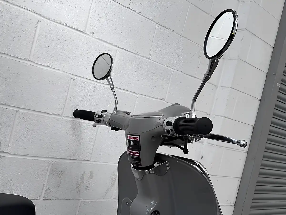 Used 2025 Ajs Modena - Interior and Exterior details 3
