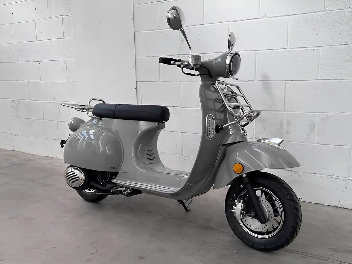 Used 2025 Ajs Modena - Interior and Exterior details 4