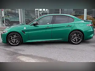 Used 2025 Alfa Romeo Giulia Quadrifoglio Green - Interior and Exterior details 5