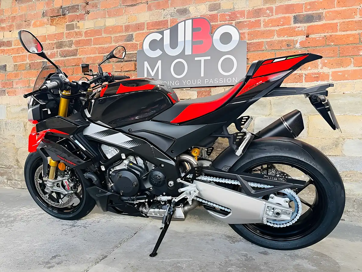 Used 2025 Aprilia Tuono 1100 V4 Factory Black - Interior and Exterior details 13