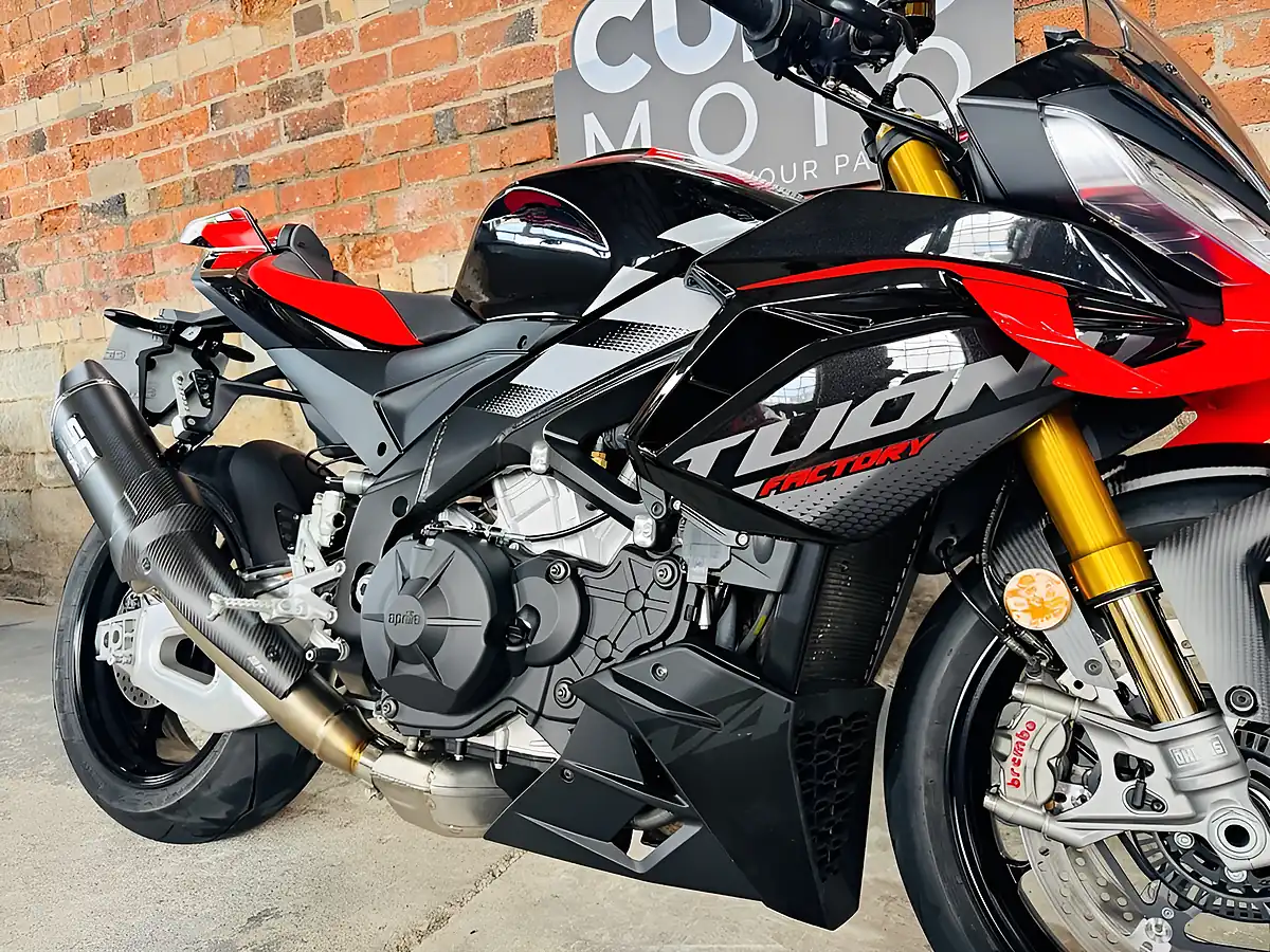 Used 2025 Aprilia Tuono 1100 V4 Factory Black - Interior and Exterior details 6