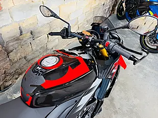 Used 2025 Aprilia Tuono 1100 V4 Factory Black - Interior and Exterior details 8
