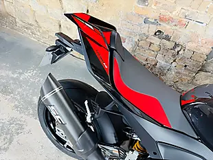 Used 2025 Aprilia Tuono 1100 V4 Factory Black - Interior and Exterior details 9