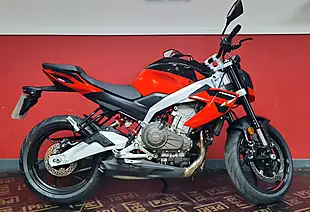 Used 2025 Aprilia Tuono 457 Piranha Red - Interior and Exterior details 3
