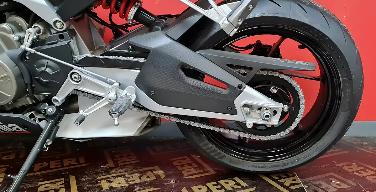 Used 2025 Aprilia Tuono 660 Red - Interior and Exterior details 6