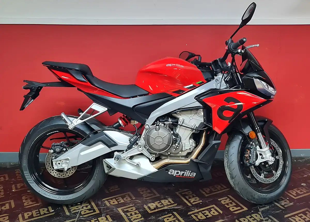 Used 2025 Aprilia Tuono 660 Red - Interior and Exterior details 8