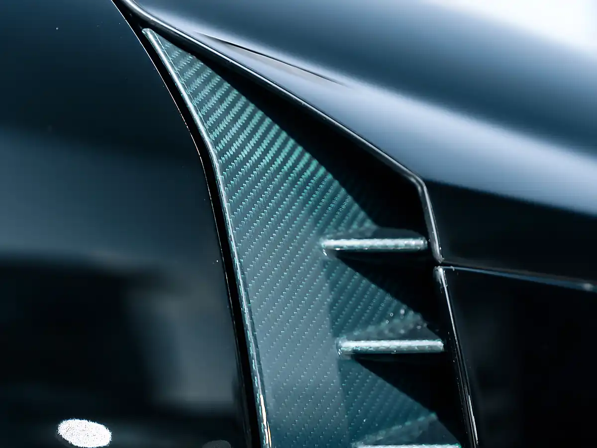Used 2025 Aston Martin Valour Final Valour Jet Black - Interior and Exterior details 11