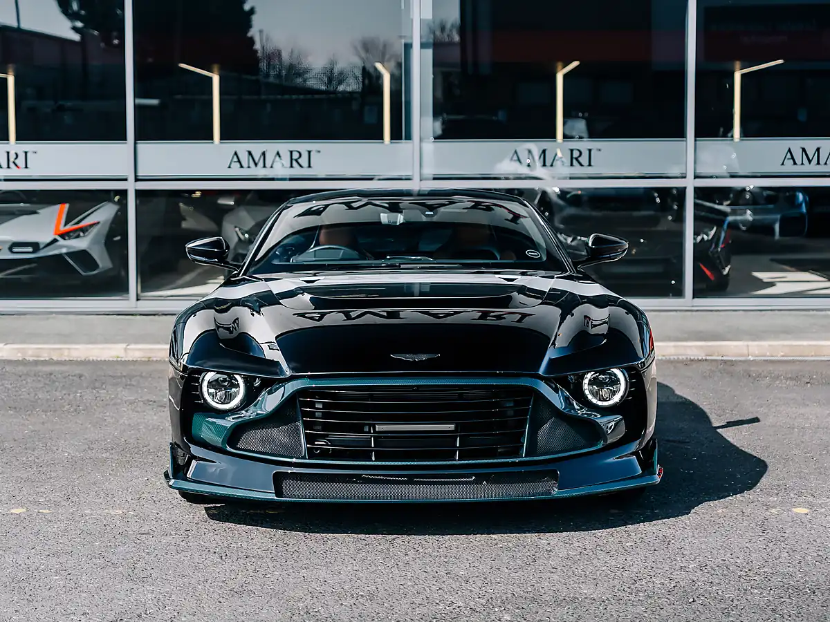 Used 2025 Aston Martin Valour Final Valour Jet Black - Interior and Exterior details 6