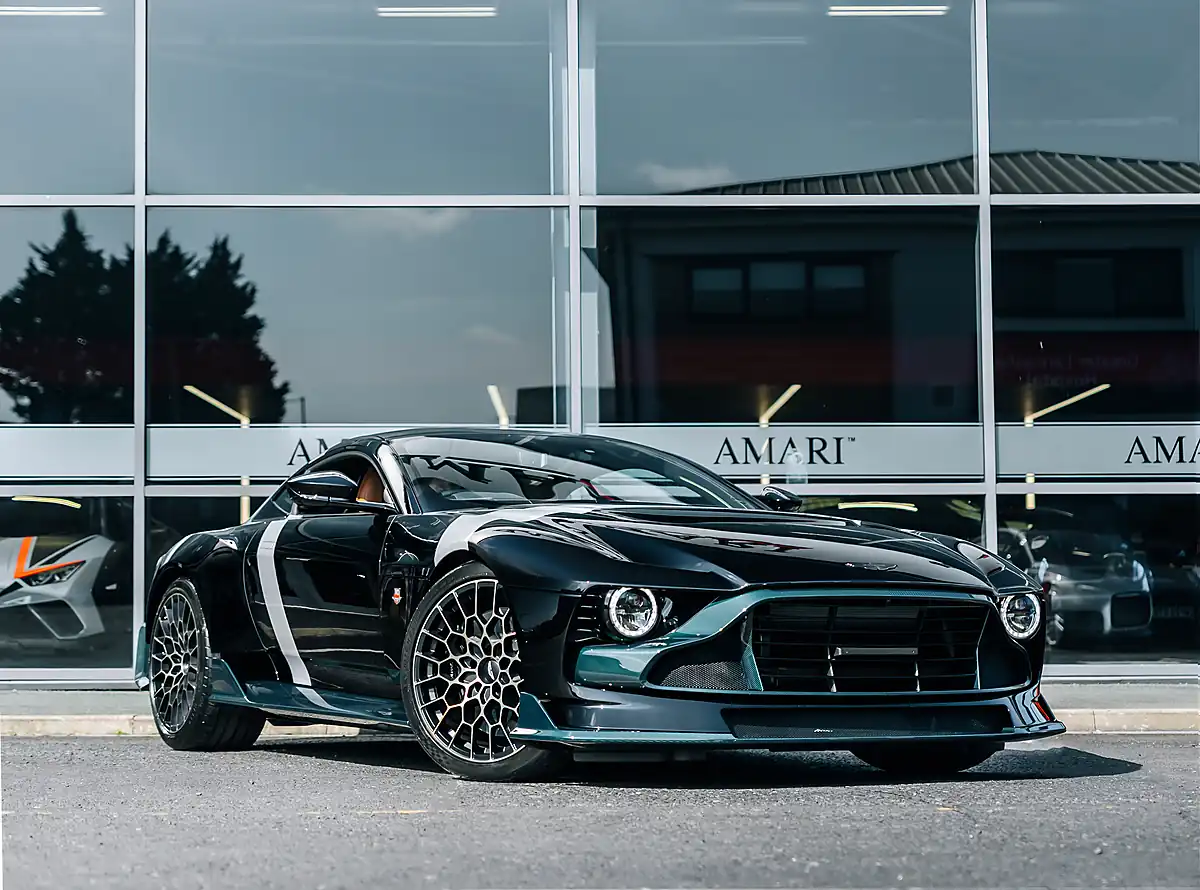 Used 2025 Aston Martin Valour No. 110 of 110 Jet Black - Interior and Exterior details 2