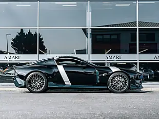 Used 2025 Aston Martin Valour No. 110 of 110 Jet Black - Interior and Exterior details 3
