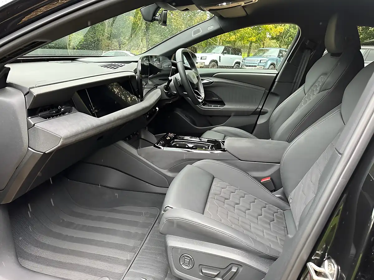 Used 2025 Audi A6 E-Tron Sportback Edition 1 Black - Interior and Exterior details 3