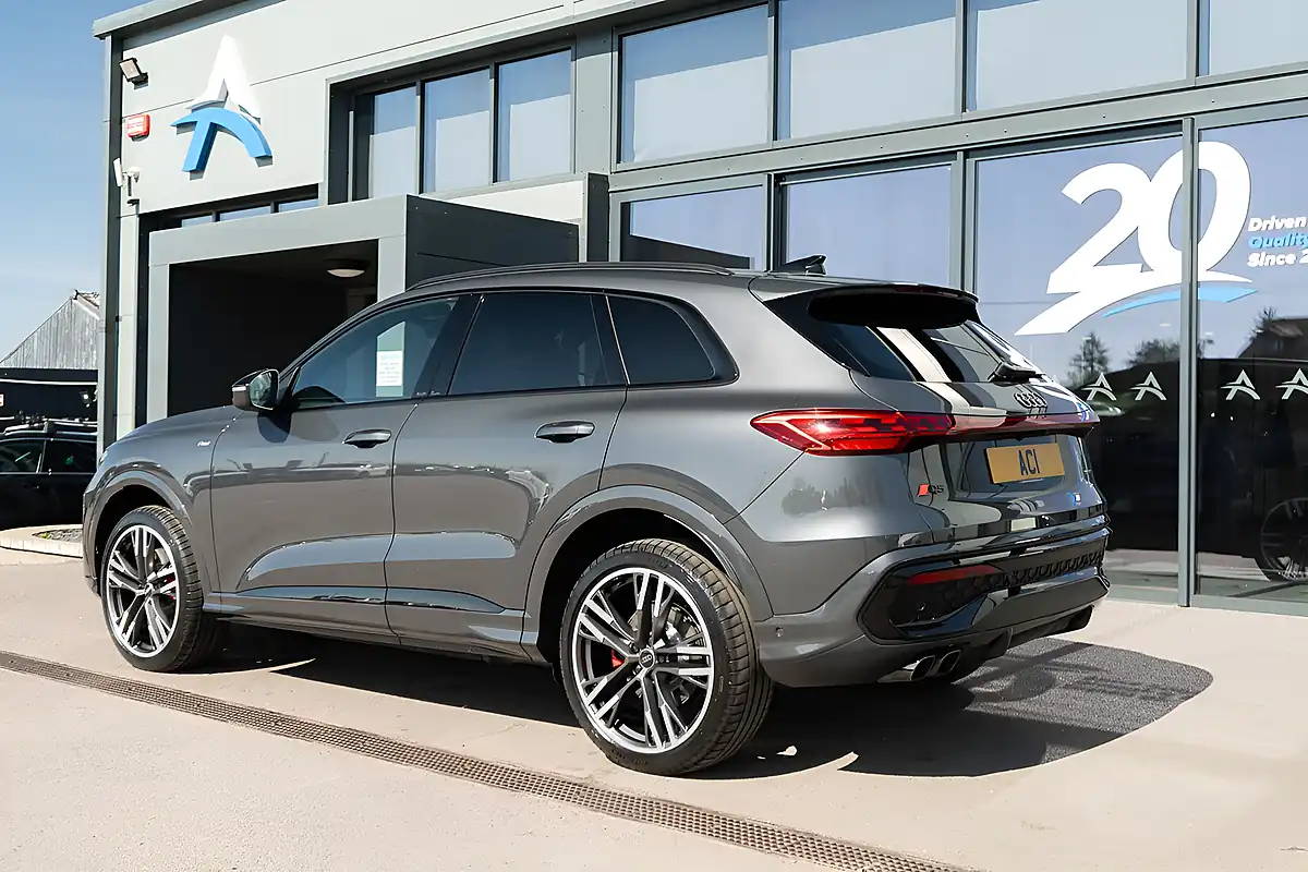 Used 2025 Audi Q5 S Line Volcano Grey - Interior and Exterior details 11