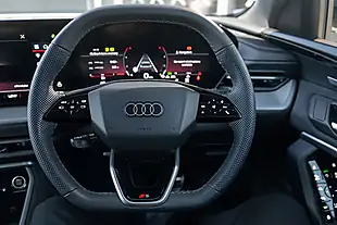Used 2025 Audi Q5 S Line Volcano Grey - Interior and Exterior details 12