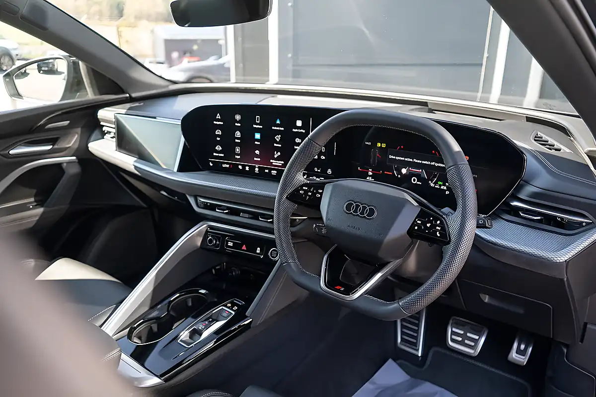 Used 2025 Audi Q5 S Line Volcano Grey - Interior and Exterior details 15