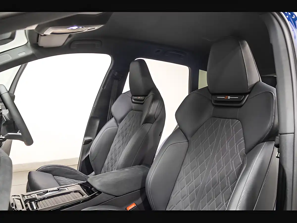 Used 2025 Audi Q6 Performance Edition 1 Blue - Interior and Exterior details 10