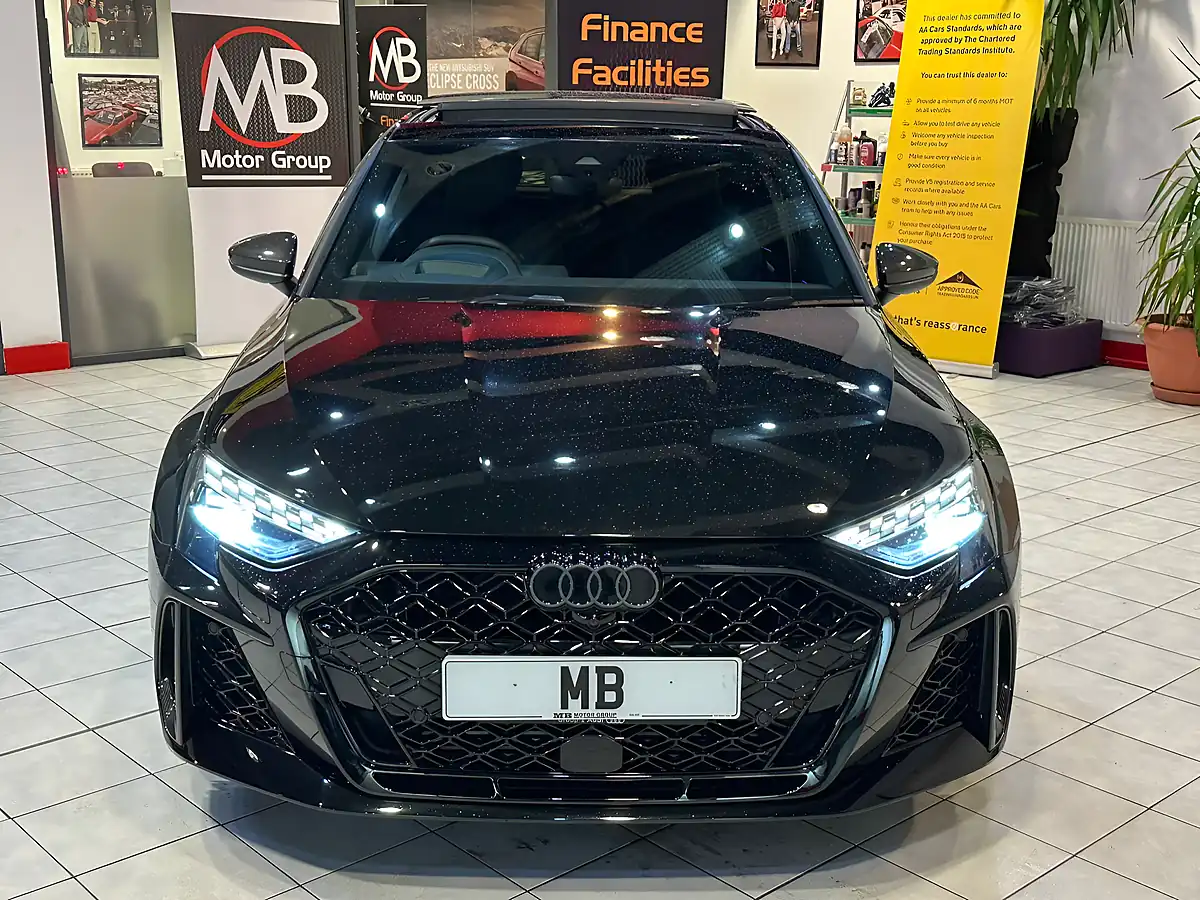 Used 2025 Audi RS3 Carbon Vorsprung Black - Interior and Exterior details 4