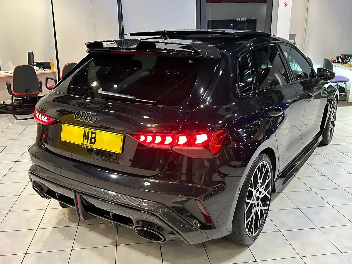 Used 2025 Audi RS3 Carbon Vorsprung Black - Interior and Exterior details 9