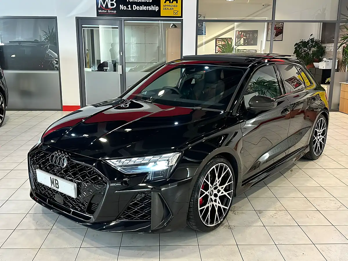 Used 2025 Audi RS3 Carbon Vorsprung Black - Interior and Exterior details 6