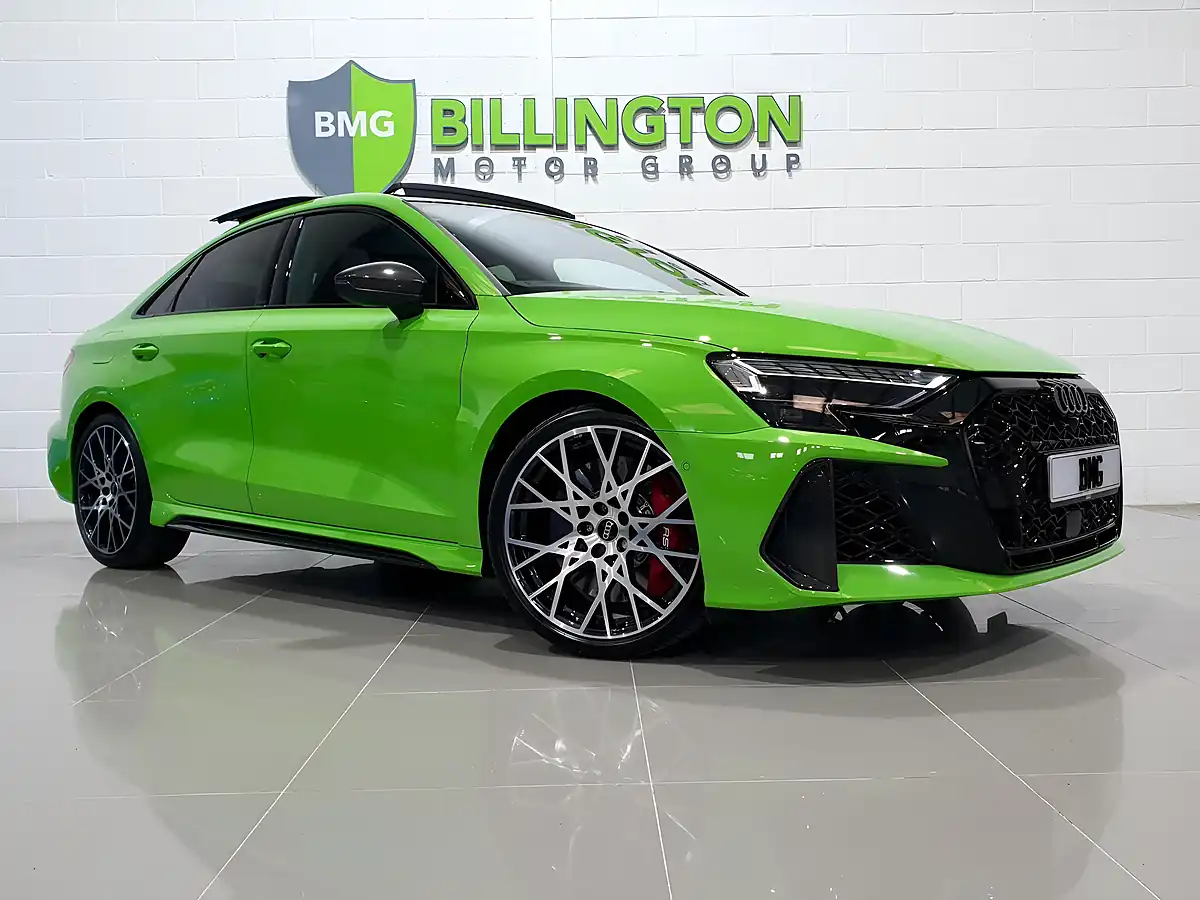 Used 2025 Audi RS3 Carbon Vorsprung Kyalami Green - Interior and Exterior details 9
