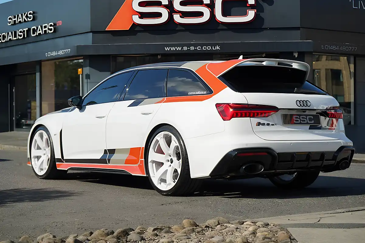Used 2025 Audi RS6 Avant GT White - Interior and Exterior details 2