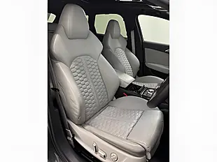 Used 2025 Audi RS6 Avant - Interior and Exterior details 10