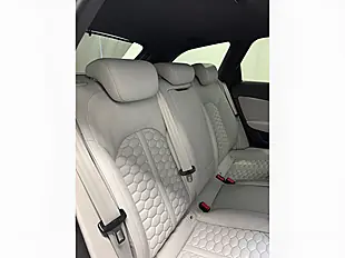 Used 2025 Audi RS6 Avant - Interior and Exterior details 13