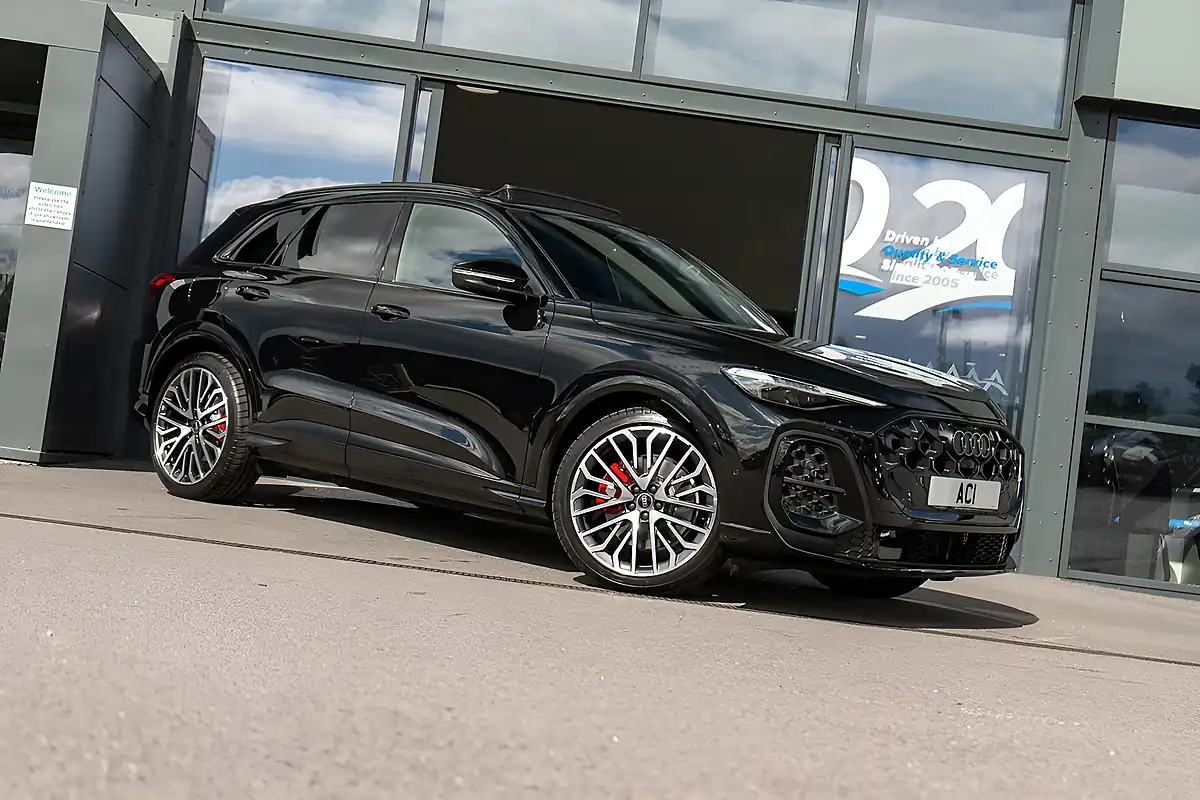 Used 2025 Audi SQ5 S Edition 1 Black - Interior and Exterior details 13
