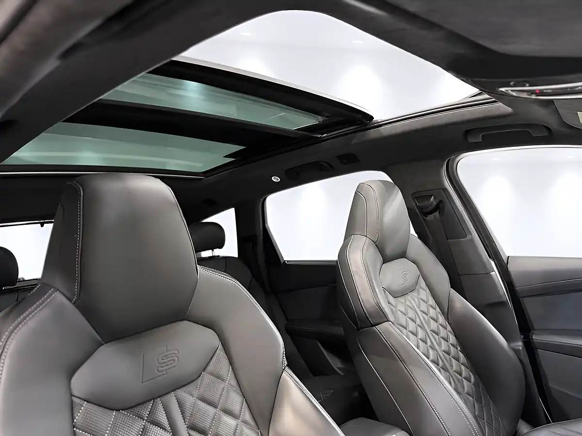Used 2025 Audi Sq7 Vorsprung Black - Interior and Exterior details 12
