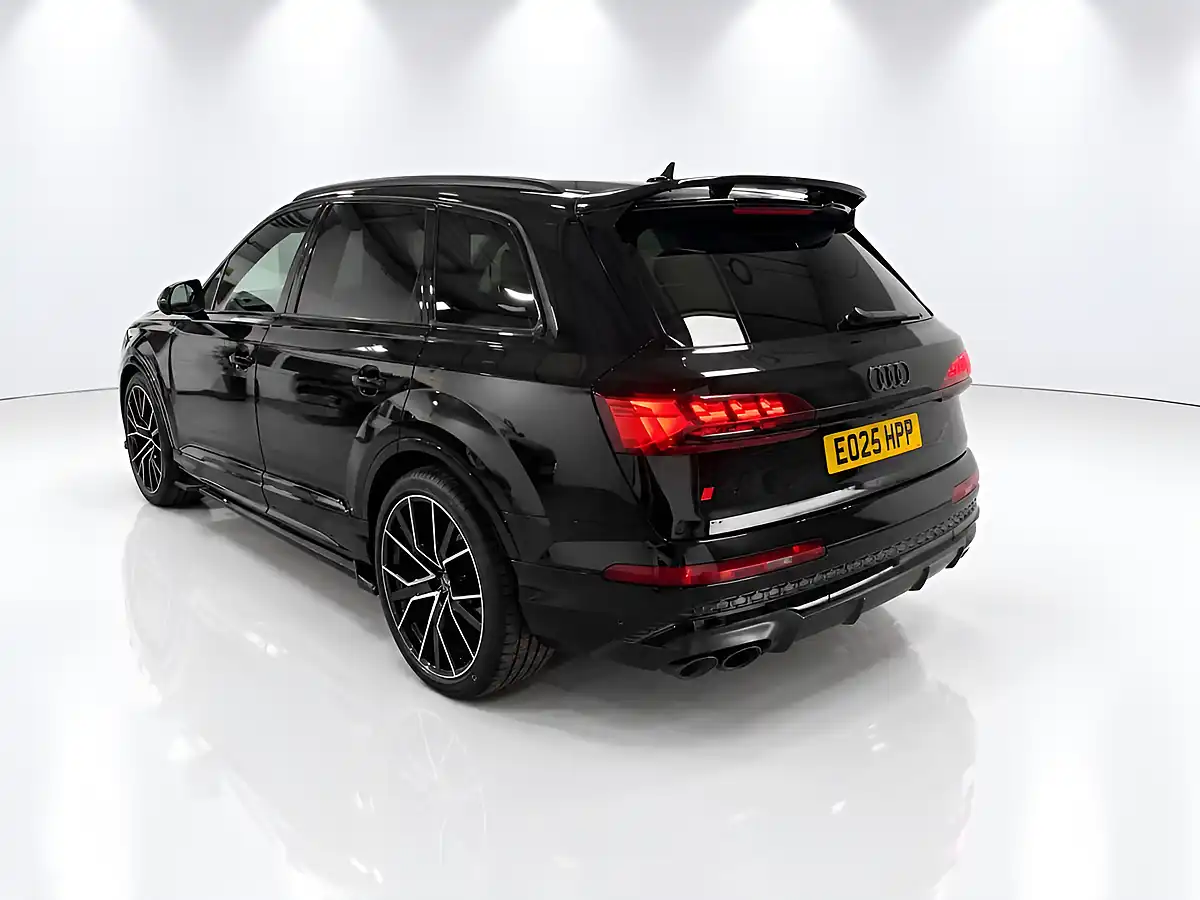 Used 2025 Audi Sq7 Vorsprung Black - Interior and Exterior details 5