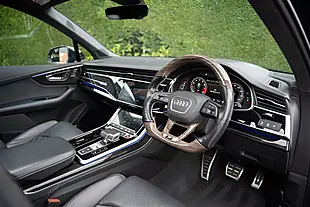 Used 2025 Audi SQ7 Vorsprung Black - Interior and Exterior details 11