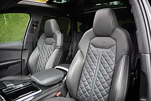 Used 2025 Audi SQ7 Vorsprung Black - Interior and Exterior details 12